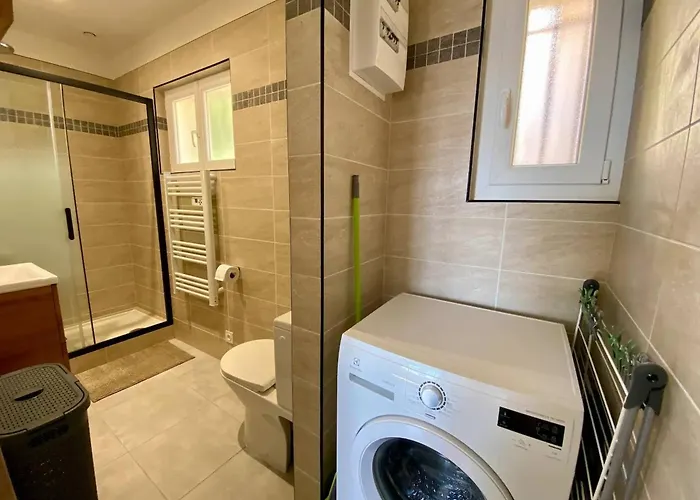 Climatise Centre Du Lavandou, Proche - Fr-1-816-6 Ле-Лаванду