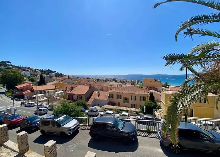 Climatise Centre Du Lavandou, Proche - Fr-1-816-6 * Ле-Лаванду