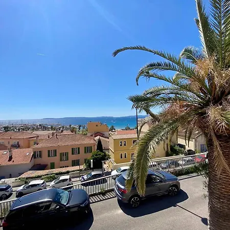 Climatise Centre Du Lavandou, Proche - Fr-1-816-6